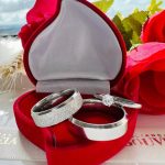 Par Aliança Aço Inoxidável Prata Chanfrada 6MM Jateada e Lisa