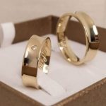 Par de Alianças Moedas Antigas Concava 6MM e Pedra