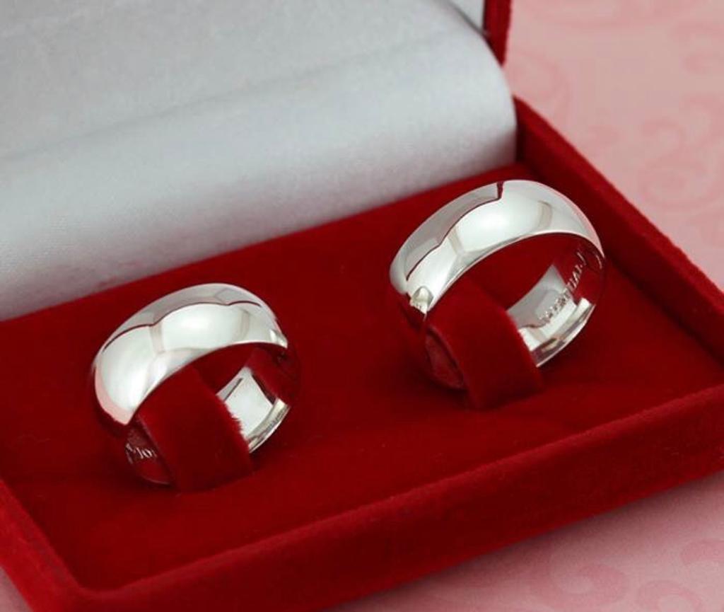 mod-8mm-2.jpg Par Aliança Prata 950 Abaulada 8MM Tradicional - Imagem 1