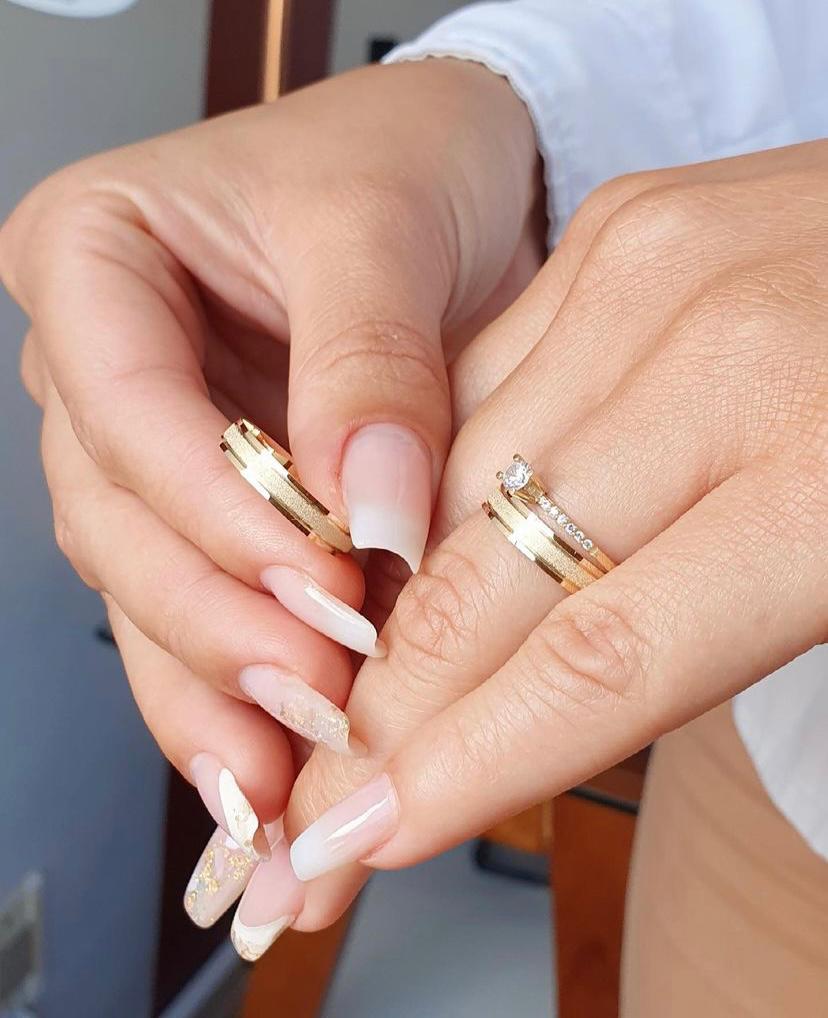 mod-reta-5mm-jat.jpg Par de Alianças de Moedas Antigas Reta 5MM dois Frisos Jateado Meio - Imagem 1