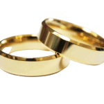 Par Alianças de Ouro 18K 6MM de Largura Chanfrada 9 Gramas de Ouro